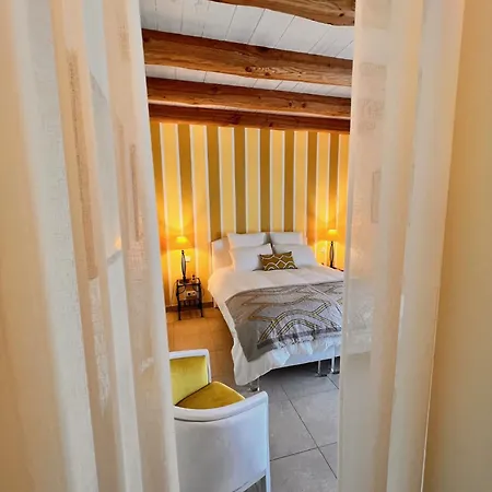 Le Clos Des Buis D'hotes Cote Cour