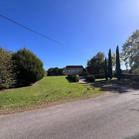 Bed and Breakfast Le Clos Des Buis D'hotes Cote Cour Cazals (Lot)