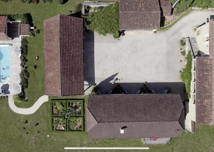 Bed and Breakfast Le Clos Des Buis D'hotes Cote Cour